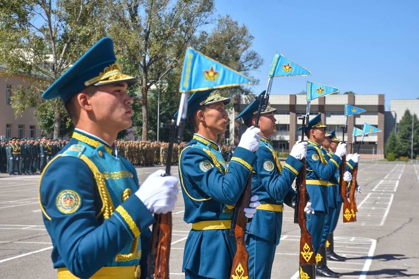 Кузница кадров
