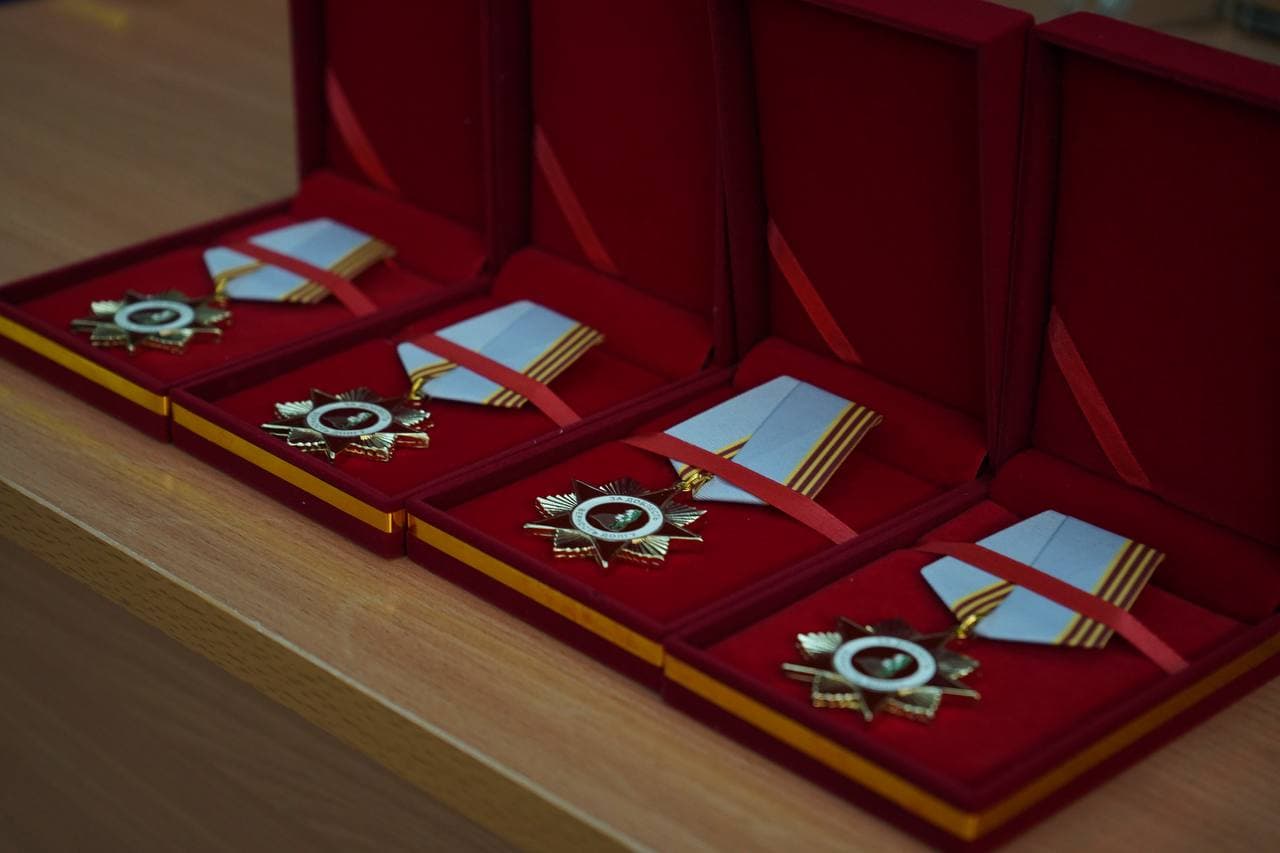 Награда нашла своих героев