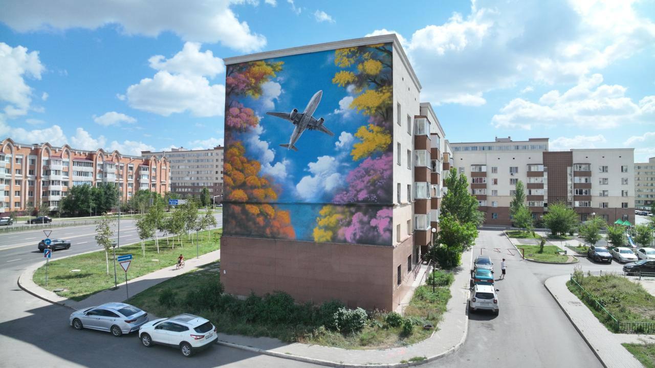 В Астане появился новый мурал «Арманың асқақ болсын!»