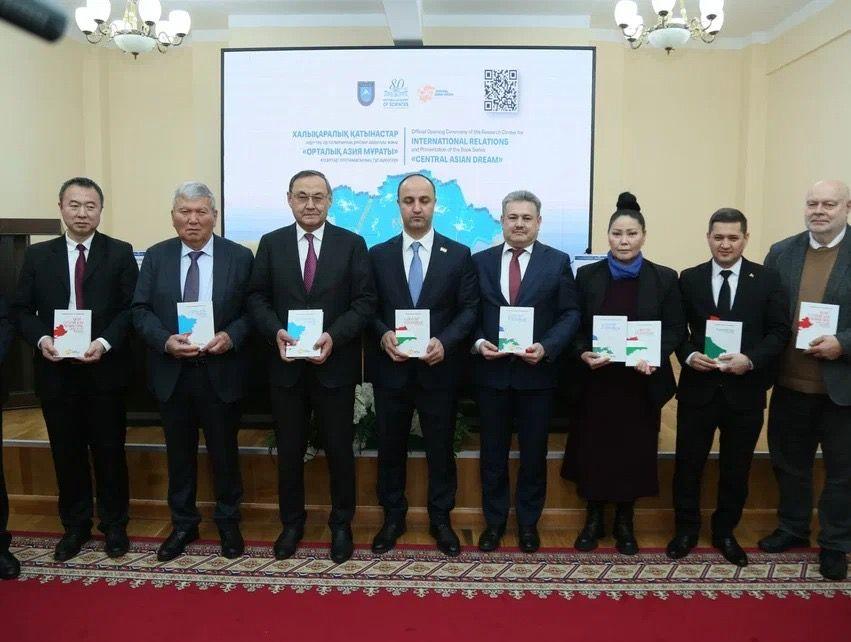 Укрепляя связи