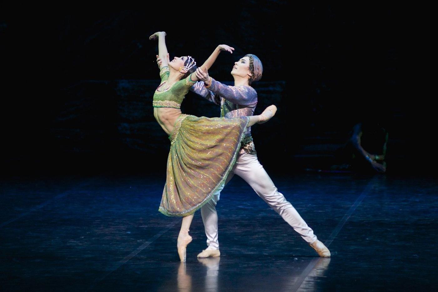 Парад дебютов в индийской сказке