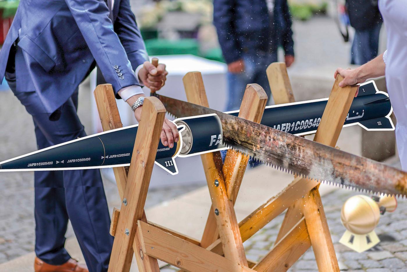 Реалии против слов