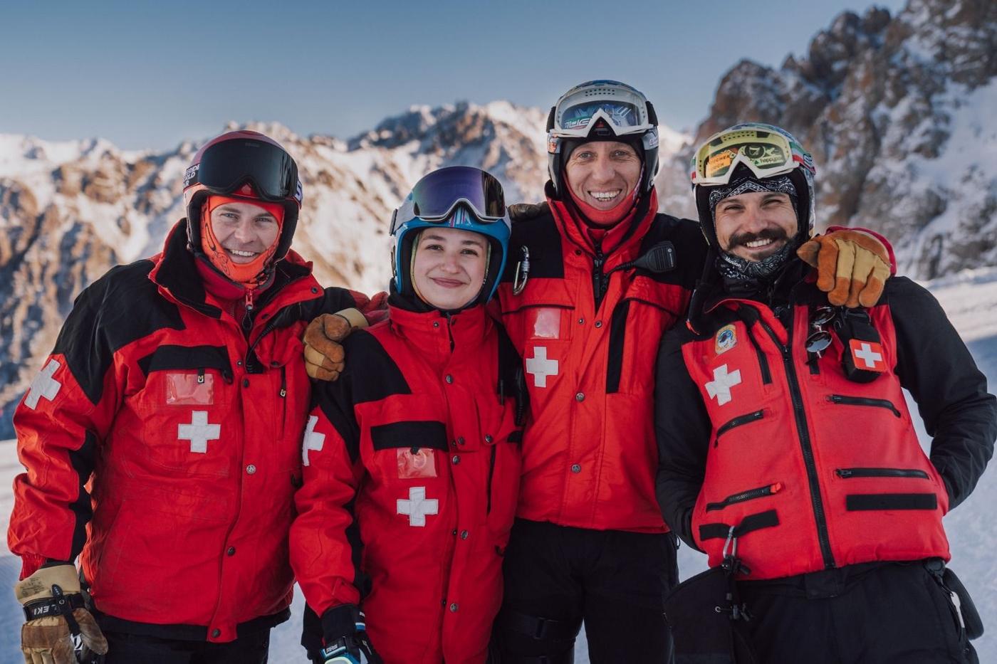 Спасатели Shymbulak вызволили россиянина из горного плена под Алматы