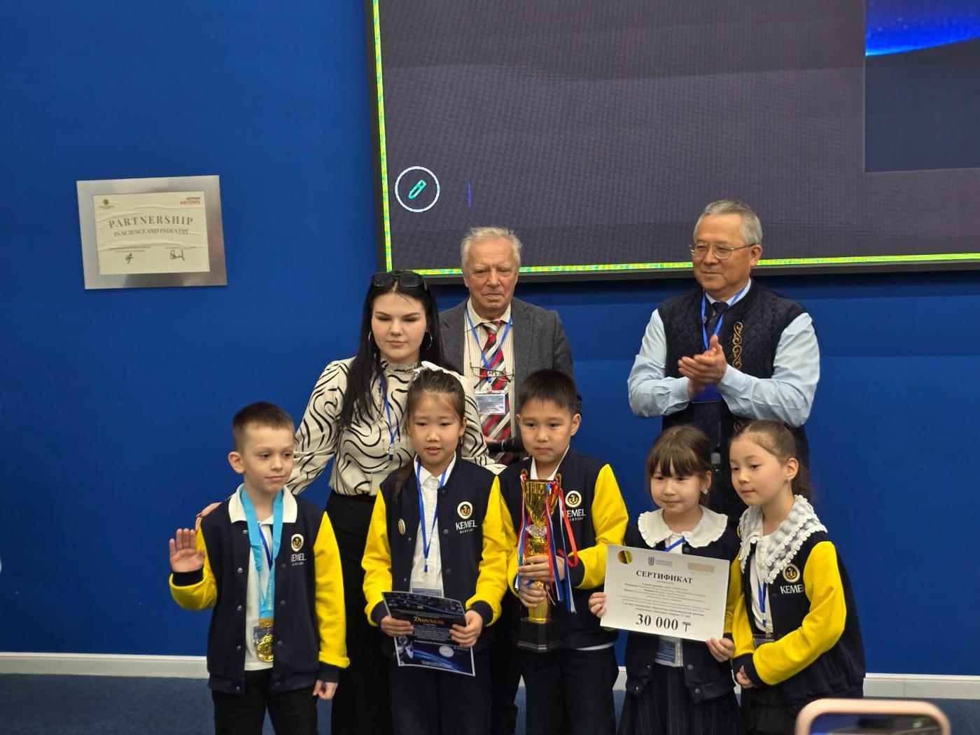 Юные дарования в космической науке