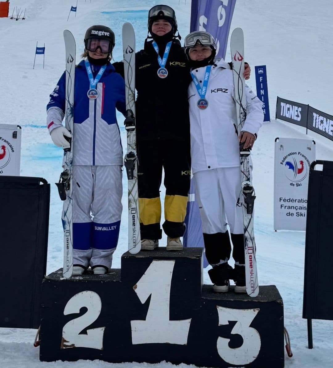 Анастасия Городко дважды победила на FIS-старте во Франции