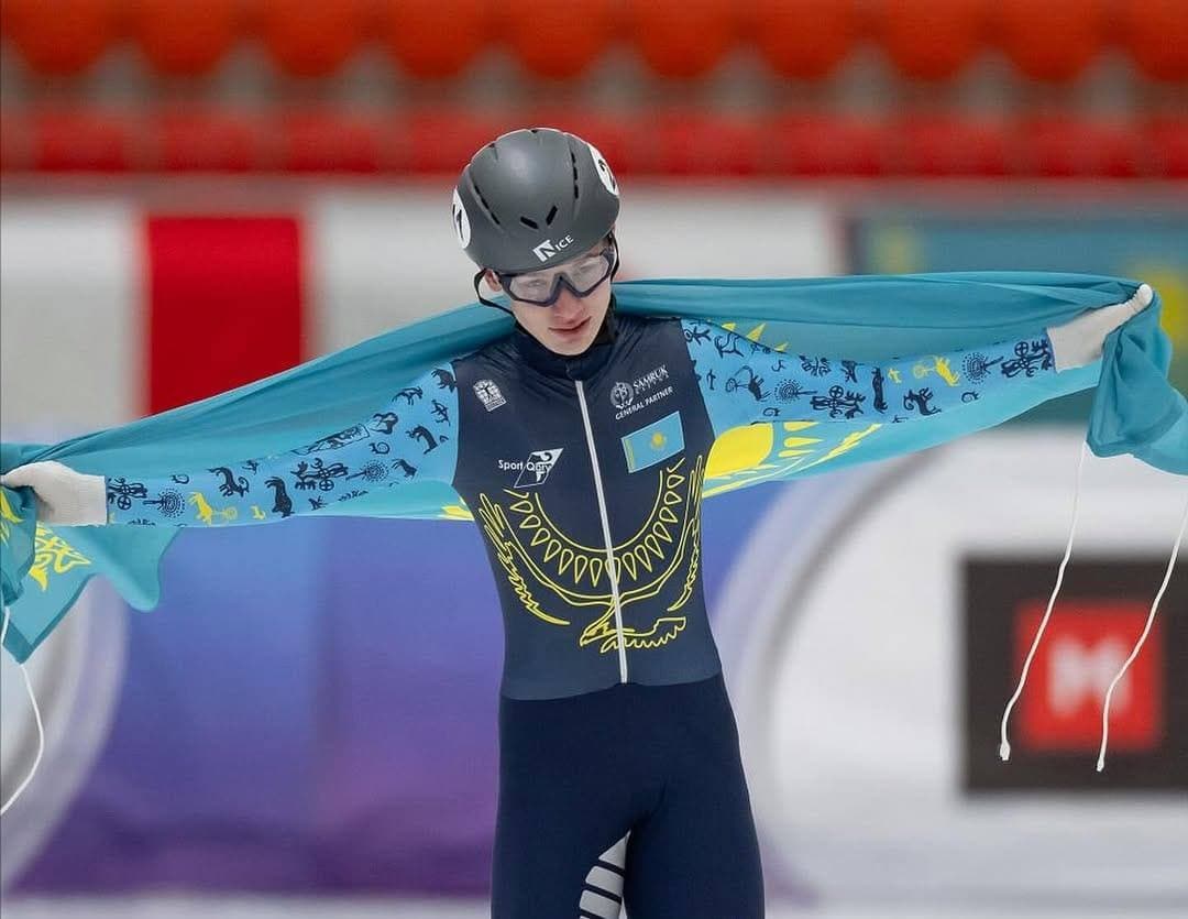 Пять медалей завоевали казахстанские шорт-трекисты на этапе Кубка мира в Астане 