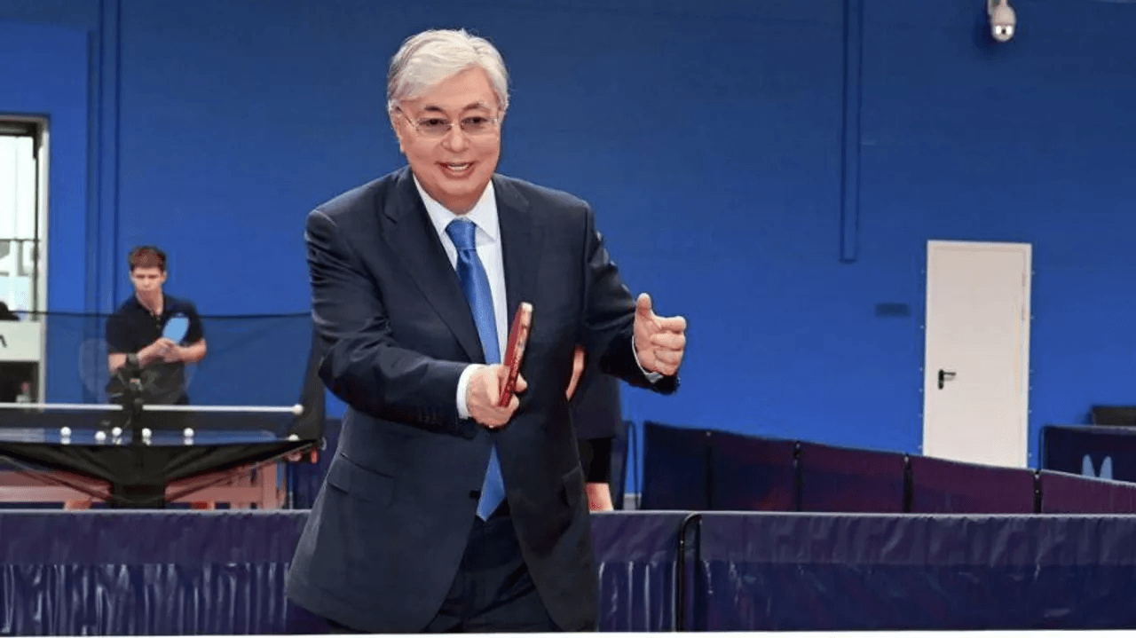 Токаев рассказал, как поддерживает спортивную форму