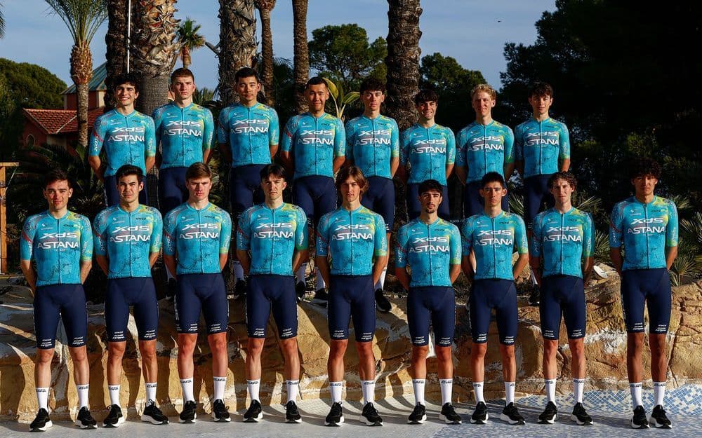 Восемь казахстанских гонщиков вошли в состав молодежной «Астаны»