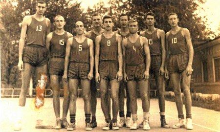 Легенда под номером восемь