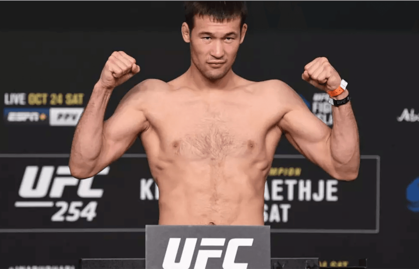 Рахмонов бросил вызов Махачеву