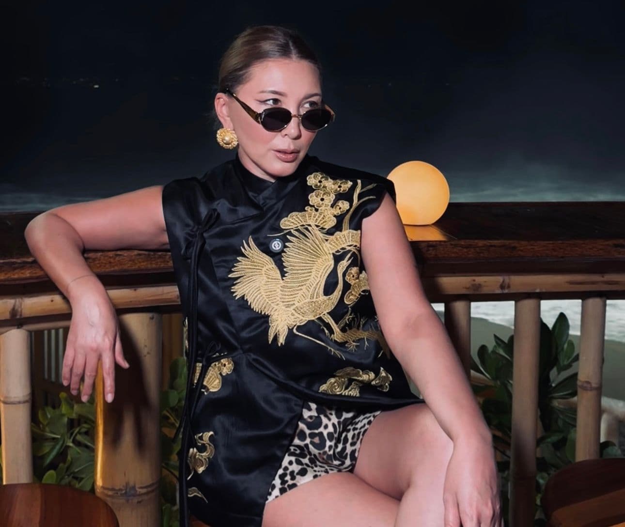 В чем встречать новый, 2025-й, год. Советы от стилиста Миры Берген